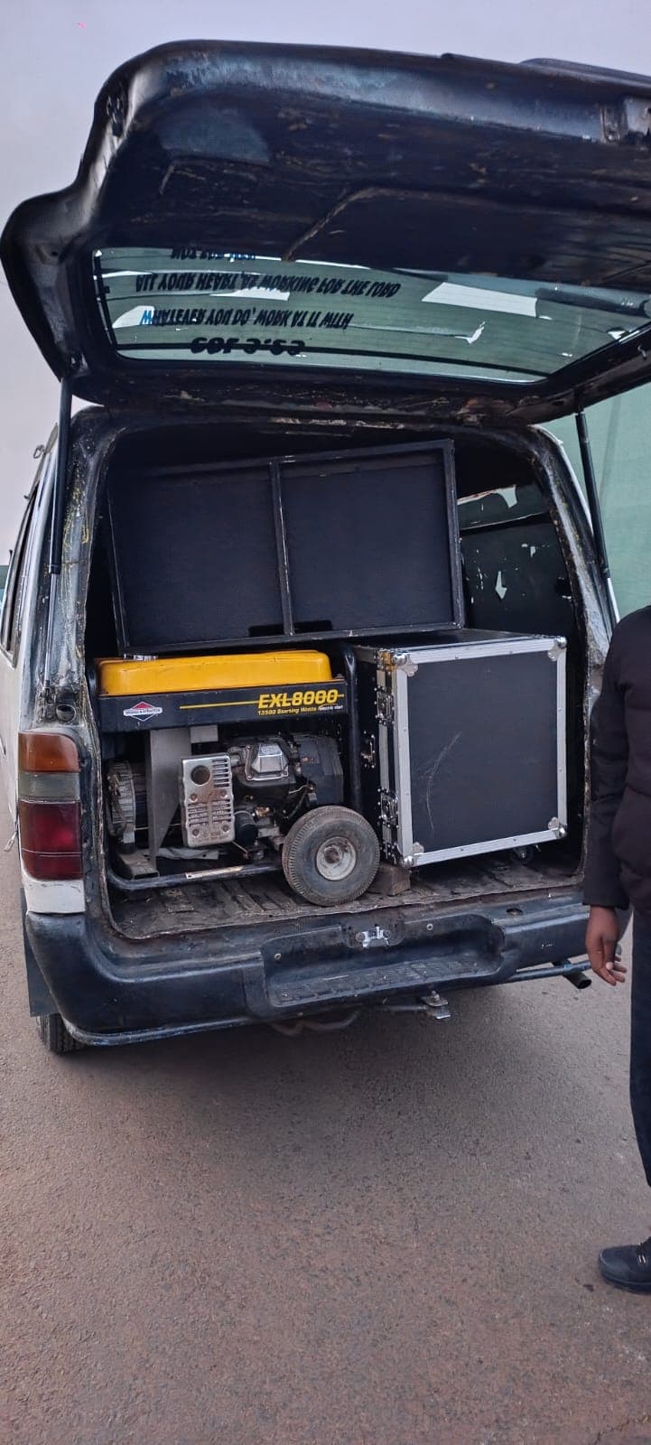 Audio rack in road case