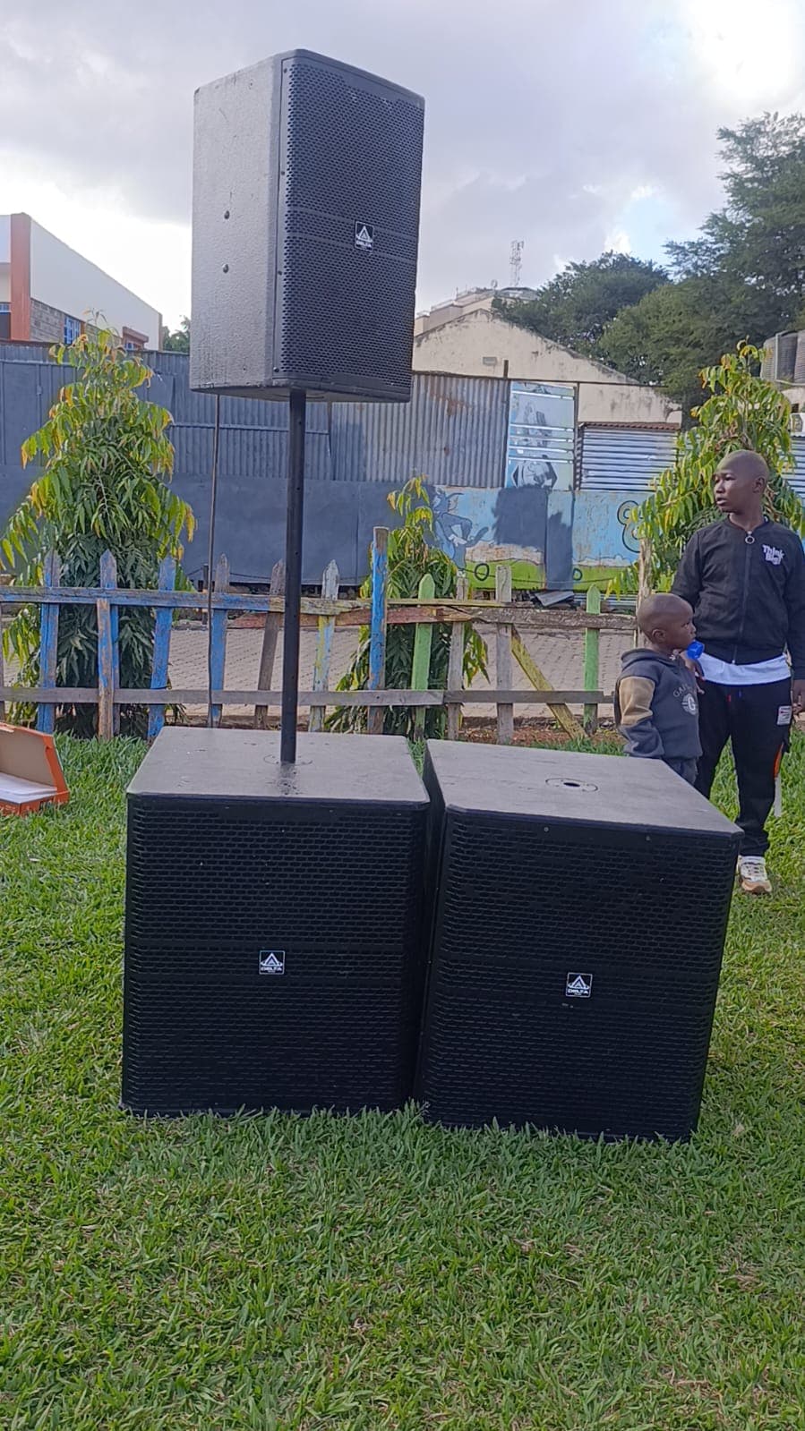 Outdoor speaker stack